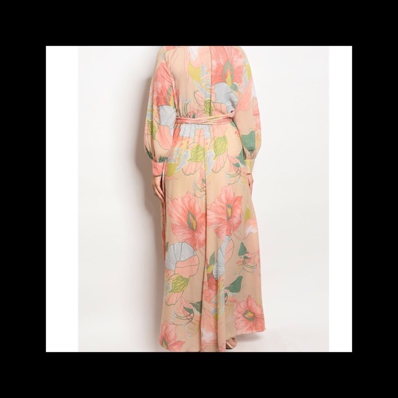 🎉Host Pick🎉Plus Floaty Floral Maxi - Picture 3 of 4
